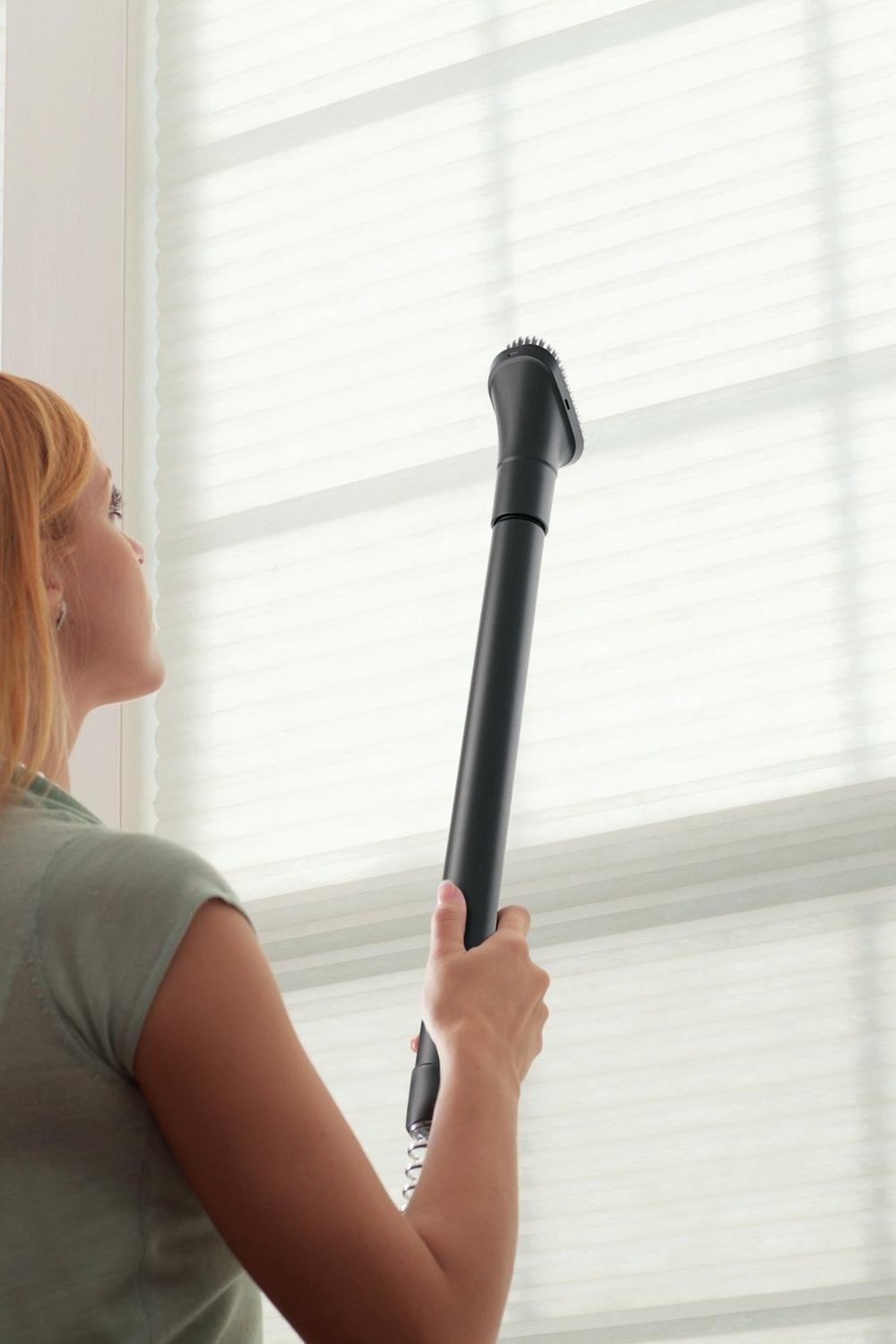 Elite Rewind Plus Upright Vacuum - Image 3